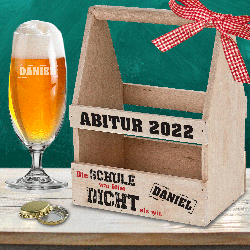 Biertragerl, Flaschenträger und Bierglas mit Gravur zum Abitur mit Bier