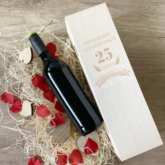 Individuelle Wein-Geschenkbox aus Holz graviert 