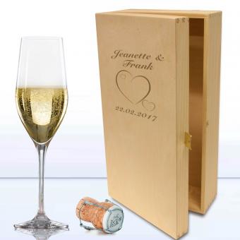 Geschenkbox Holz mit Gravur als Hochzeitsgeschenk Liebe & Freundschaft