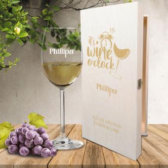 Persönliches Wein-Geschenk-Set "it's wine o'clock" individuell graviert 