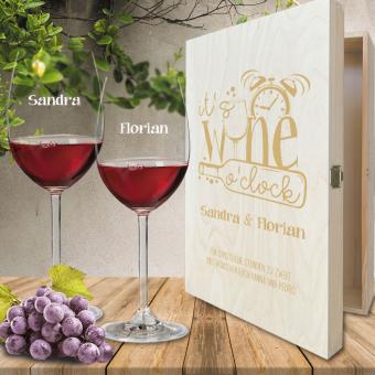 Persönliches Wein-Geschenk-Set "it's wine o'clock" individuell gestaltet 