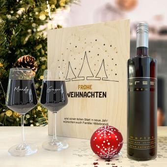 Wein Set zu Weihnachten mit zwei gravierten Gläsern und Rotwein in Holzbox 