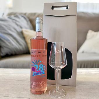 Geburtstags-Geschenk-Set mit graviertem Glas und bedruckter Flasche 