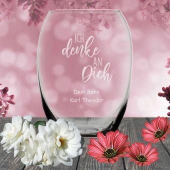 Vase mit persönlicher Gravur "Ich denke an Dich" und Grußtext 