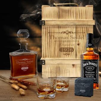 Großes Whisky Jack Daniels Geschenk Set mit Gravur Jack in Holzbox mit Schieferuntersetzer