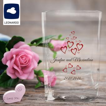 Stilvolle Vase mit Herzen und Namen bedruckt 