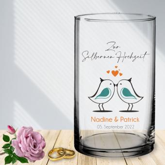 Individuell bedruckte Vase als Geschenk zur Silberhochzeit 