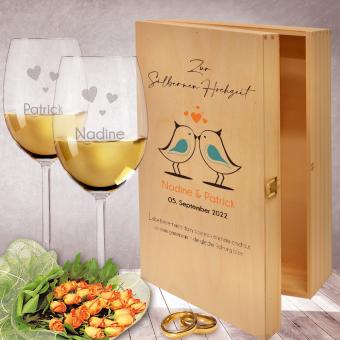 Individuell bedrucktes Weißwein Geschenk Set zur Silberhochzeit mit Weißwein