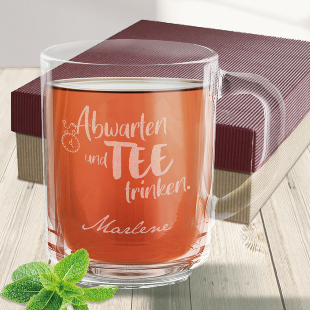 Persönliches Tee Geschenkset mit Tasse und Teebox individuell graviert 