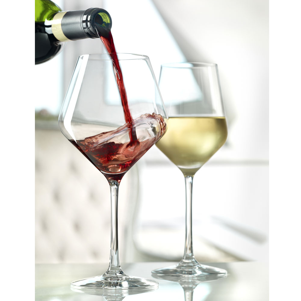 Burgunderglas von Stölzle Lausitz (Serie Revolution) mit Ihrem Logo 