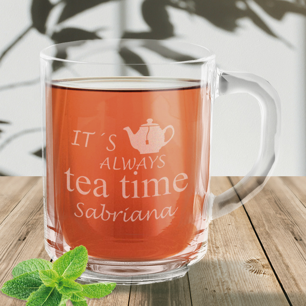 Tee Geschenkset personalisiert mit gravierter Leonardo Tasse und Box 