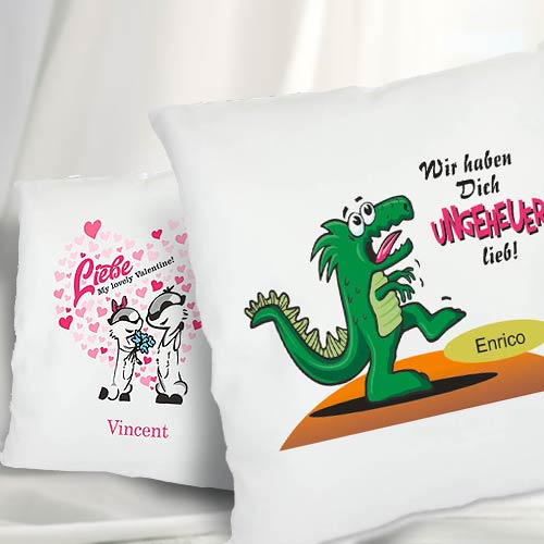 Kissen mit kleinem Monster und Namen zum Schulanfang 