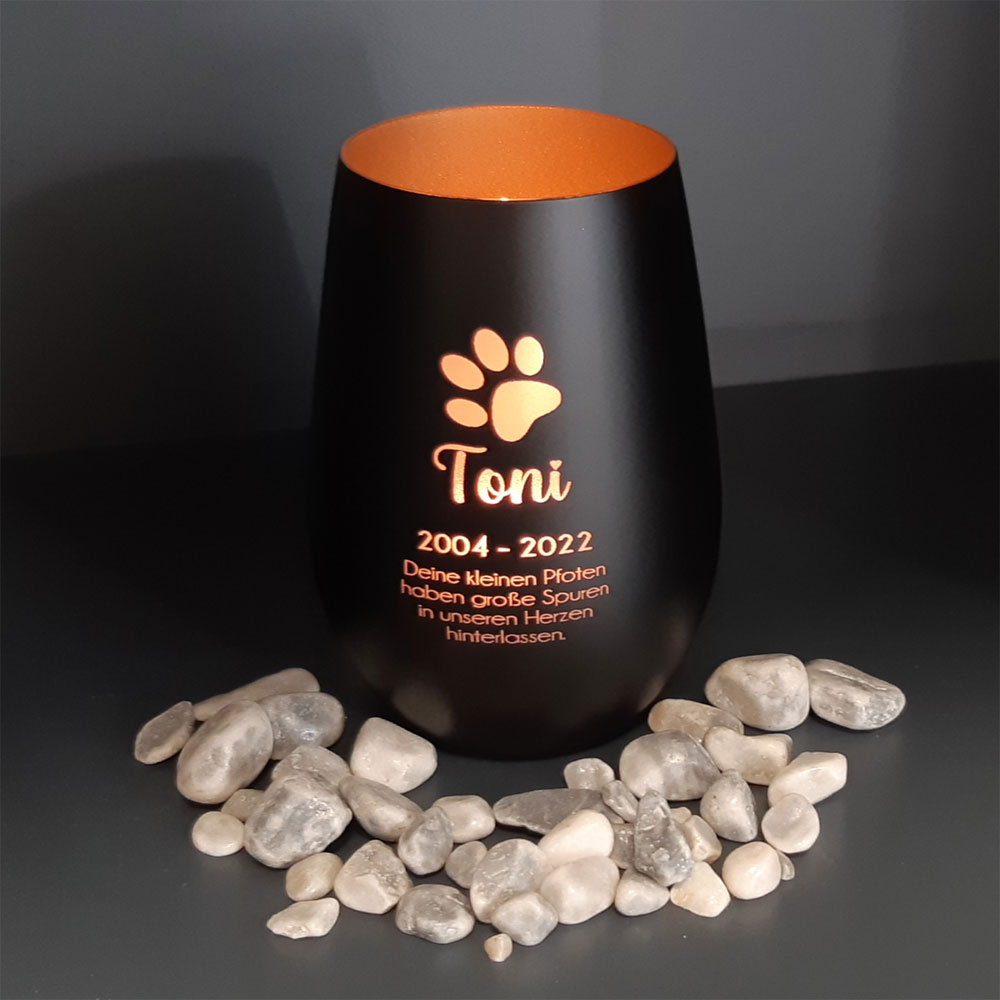 Windlicht/Trauerlicht in verschiedenen Farben mit Gravur für dein Haustier schwarz gold