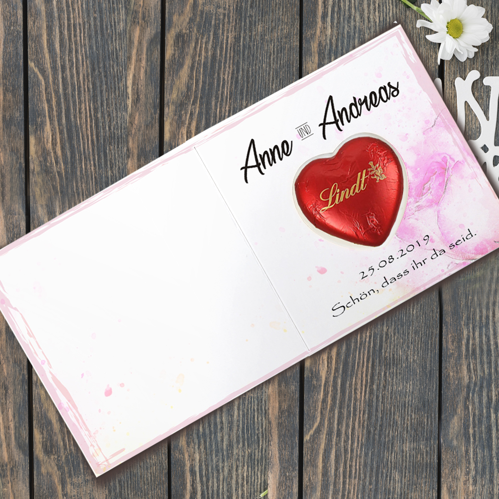 Individuell bedruckte Karte mit Lindt Schoko-Herz als Gastgeschenk 