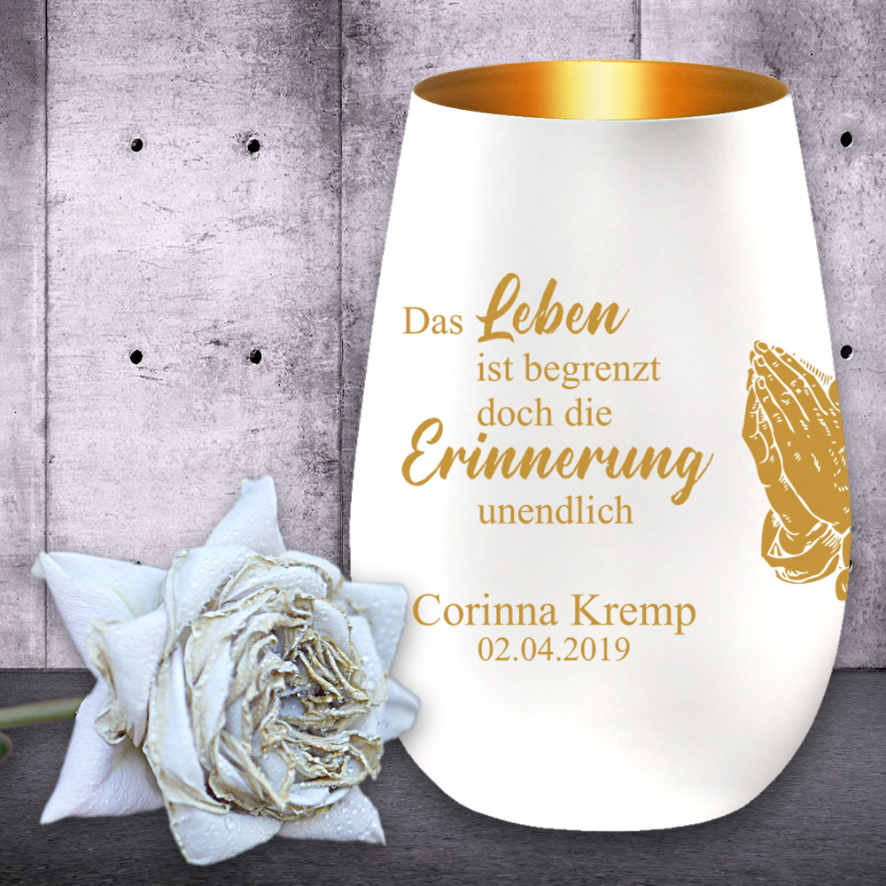 Personalisiertes Windlicht/Gedenklicht mit Namen und Datum graviert 