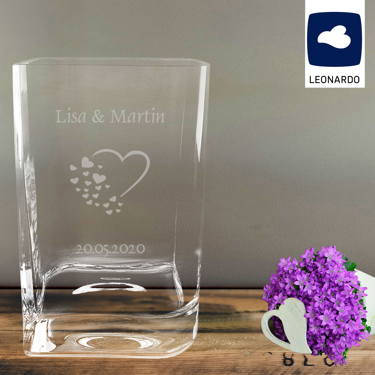 Blumenvase Leonardo graviert mit Herz, Namen und Datum 